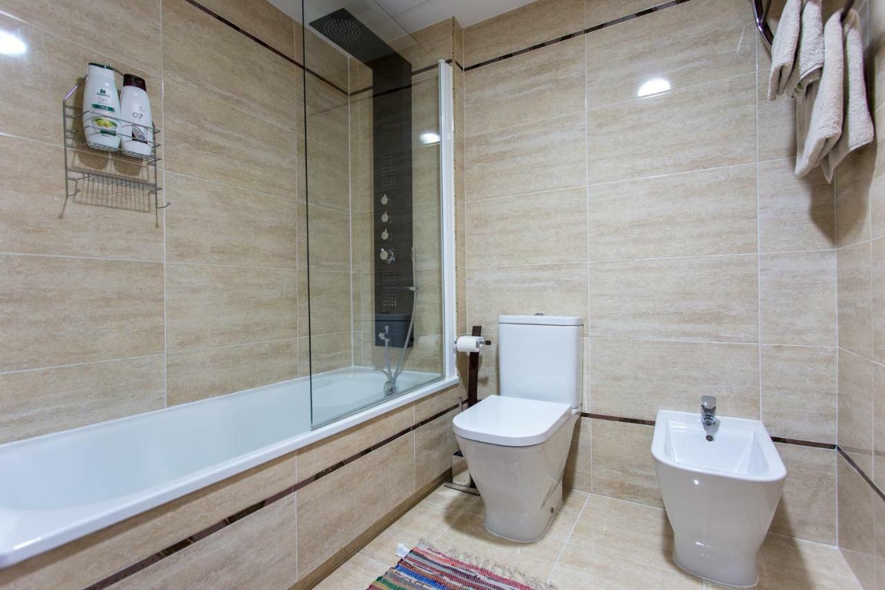 Apartment On The Beach,Pool,Wifi,Garage,발렌시아 외부 사진