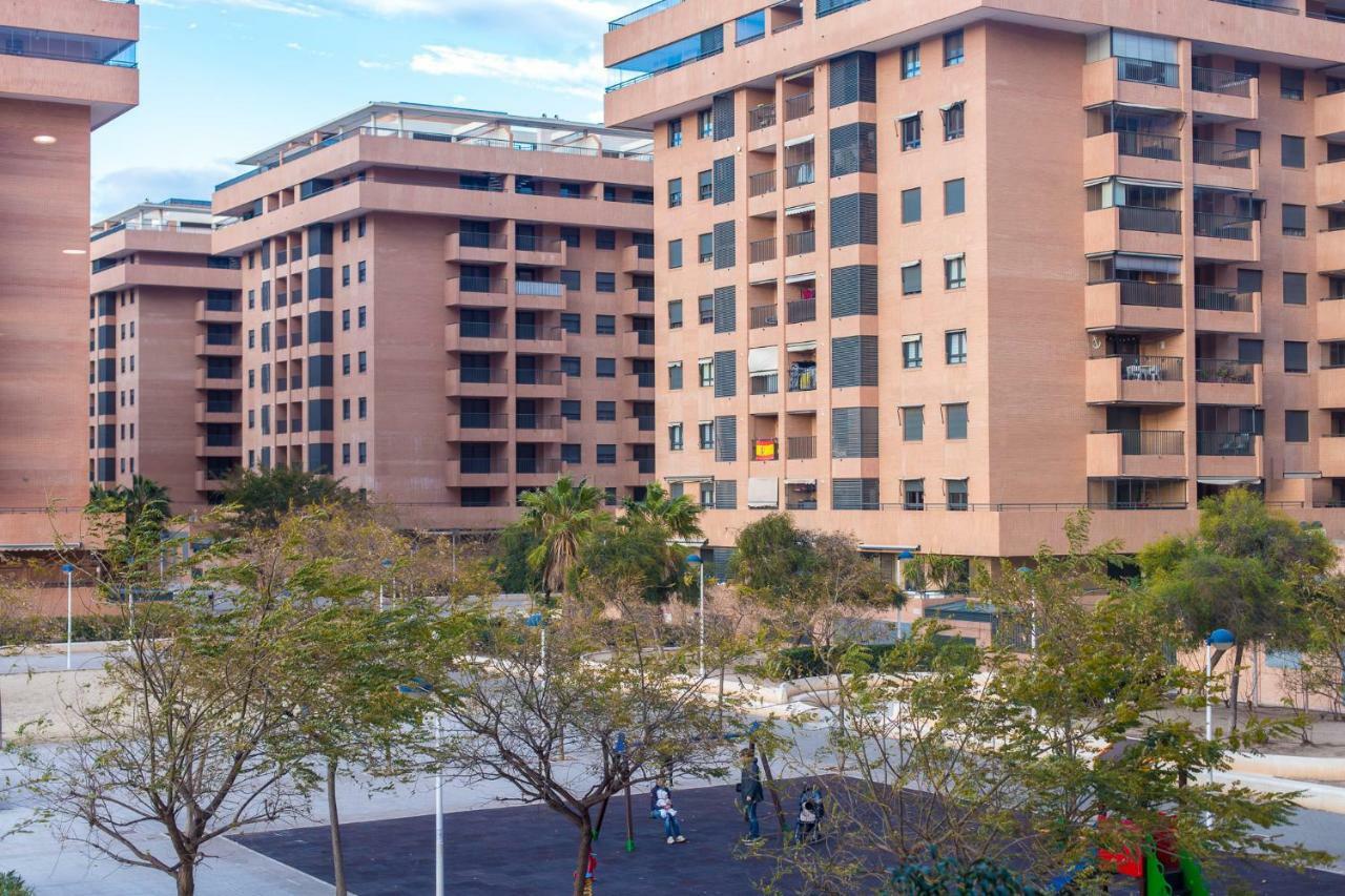 Apartment On The Beach,Pool,Wifi,Garage,발렌시아 외부 사진